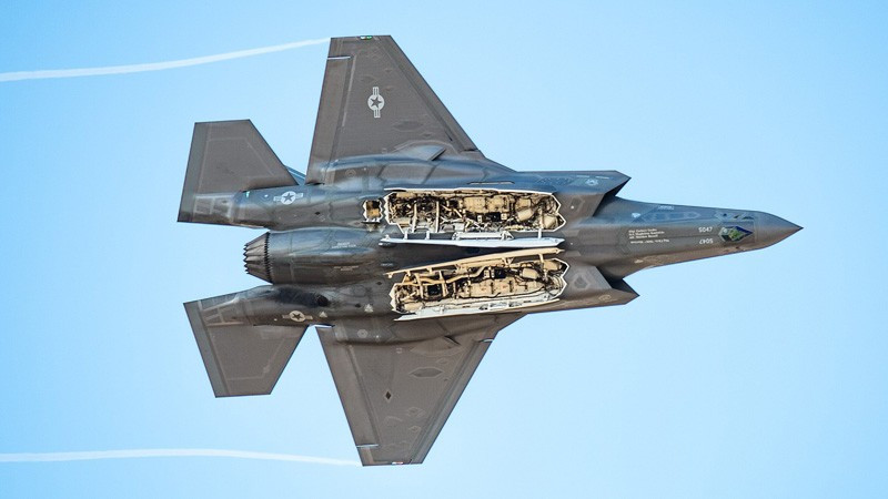 1936--f35eu-tit.jpg