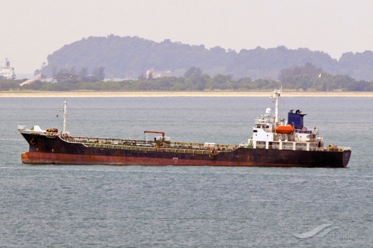 1_890.jpg