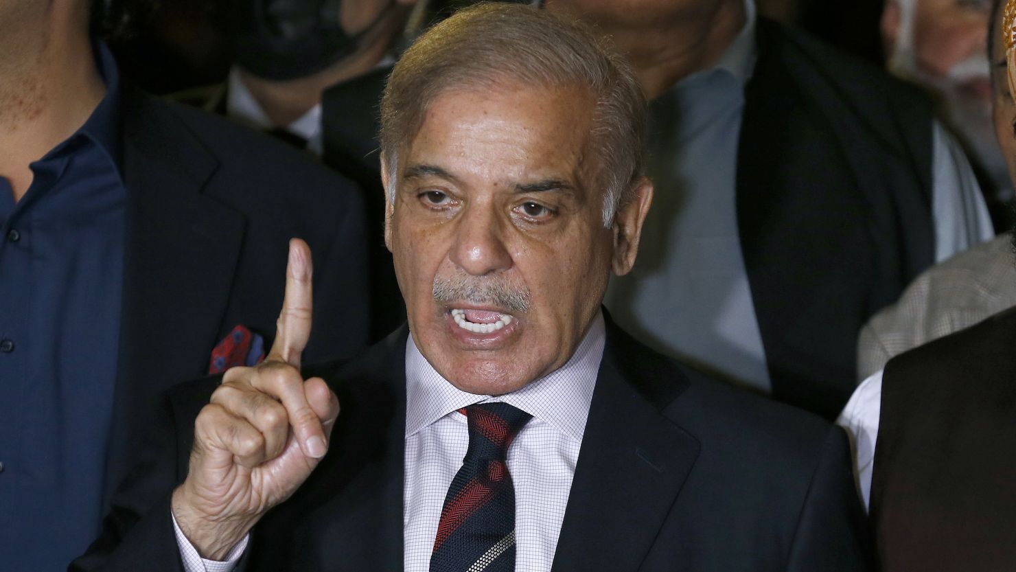 220410225812-shahbaz-sharif-pakistan-040722.jpg