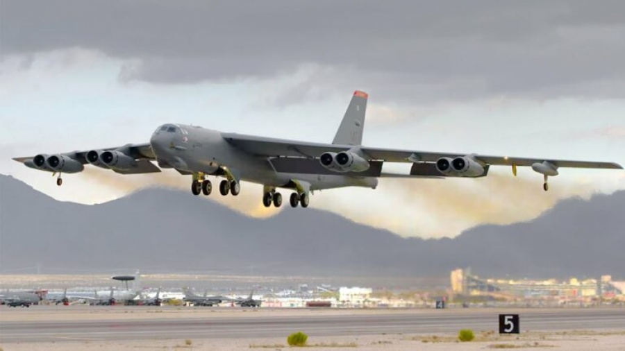 B52_1.jpg