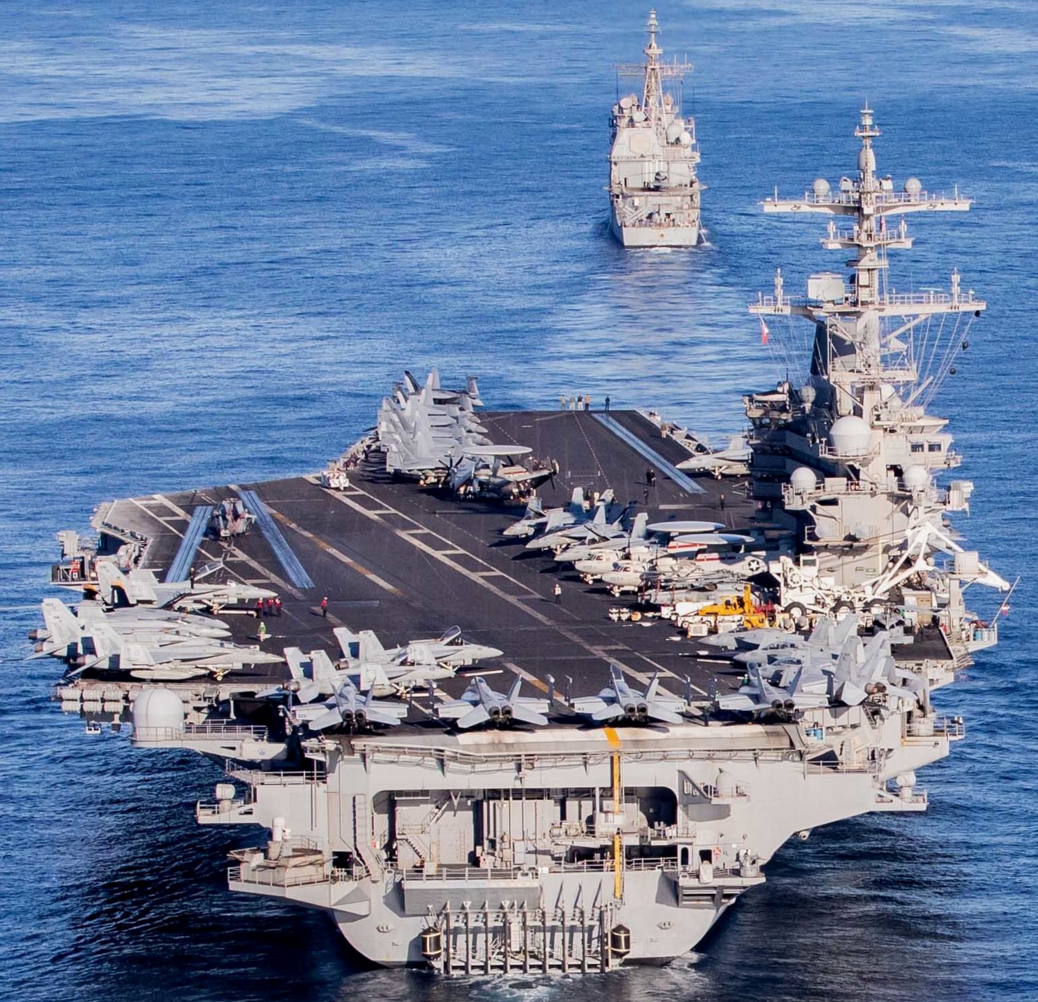 CVN-77-USS-George-H-W-Bush-091.jpg