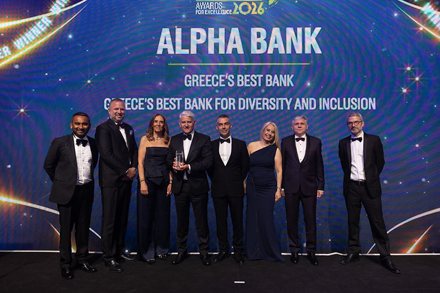 Euromoney_Awards_Family_Photo.jpg