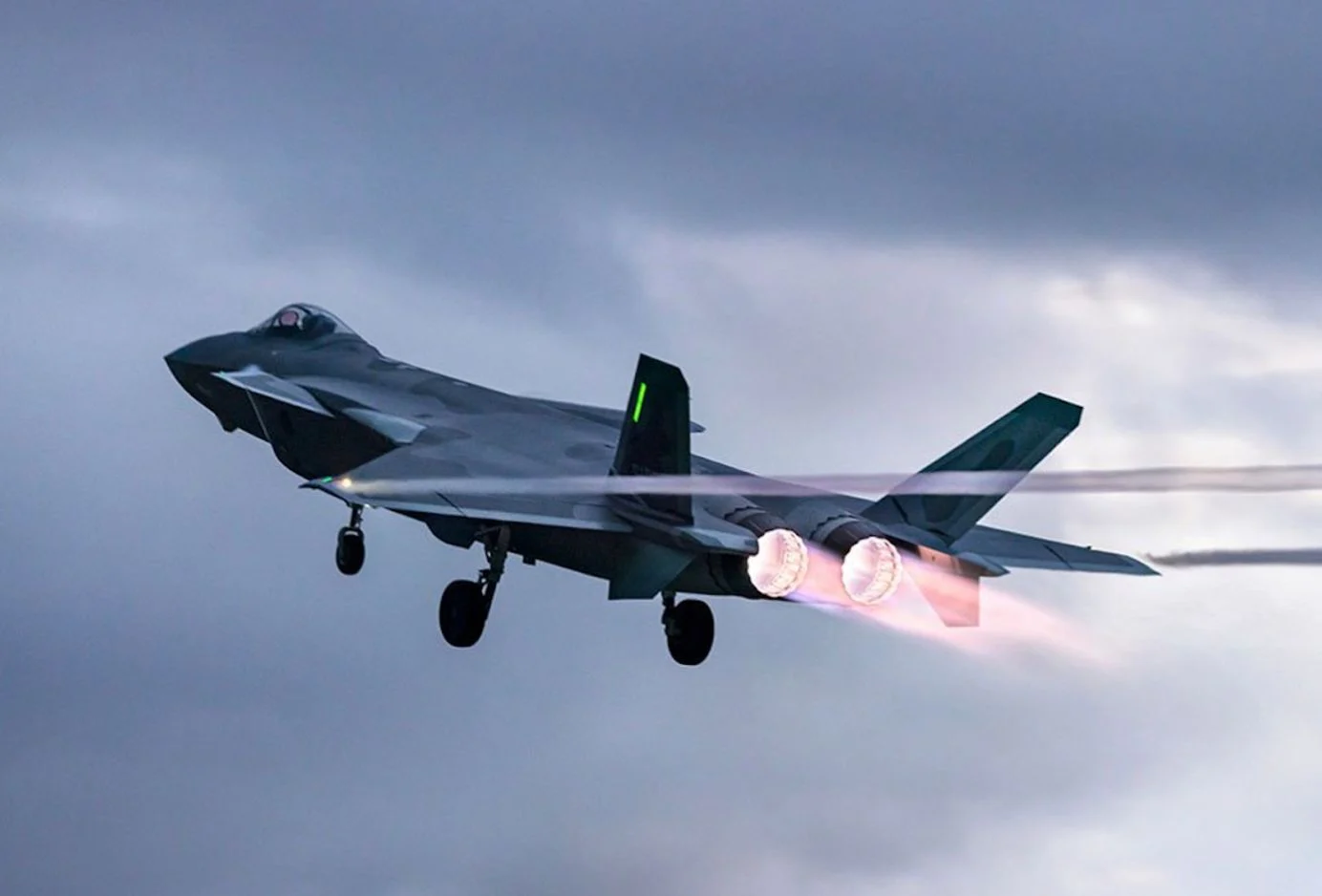 J-20-Fighter-Jet-1.webp