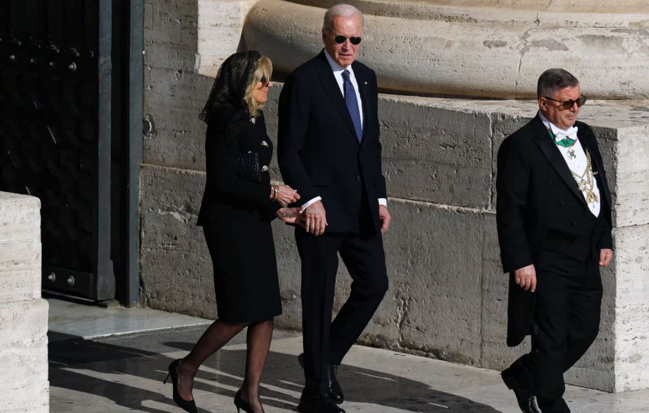 biden_4.JPG
