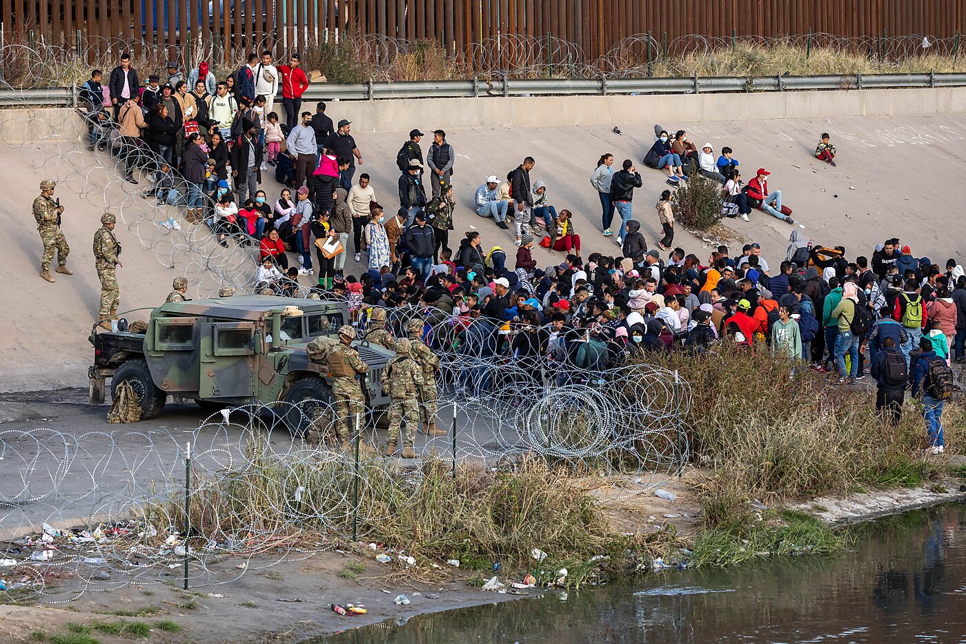 borders_2.jpg