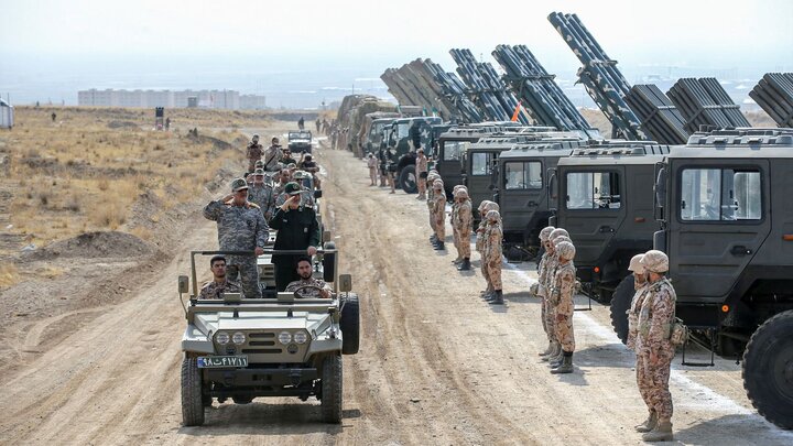 iran_army_2.jpg