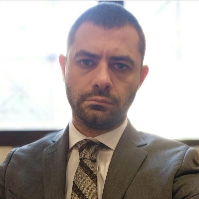 papadimitrioy-696x696.jpg