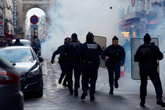 paris_b.jpg