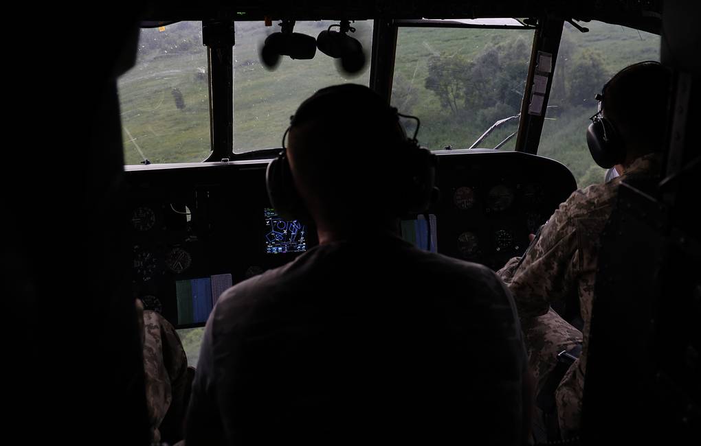 pilot.jpg