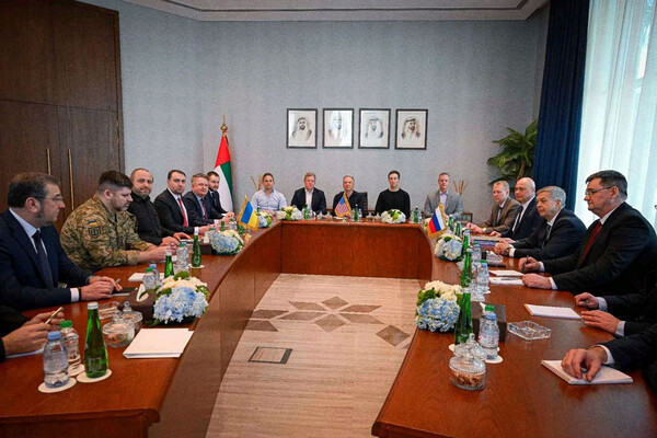 table_1.jpg