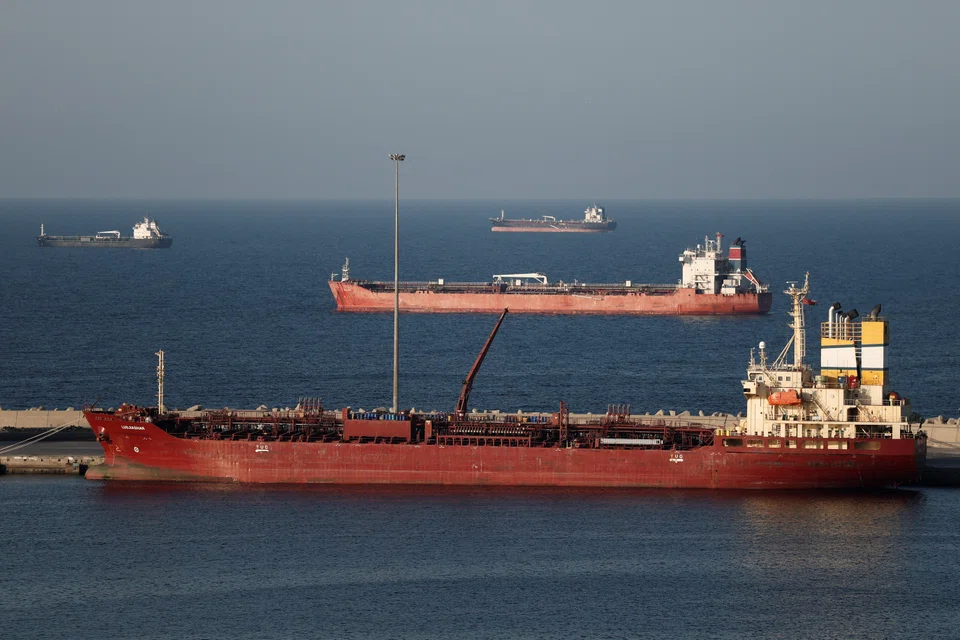 tanker_4.webp