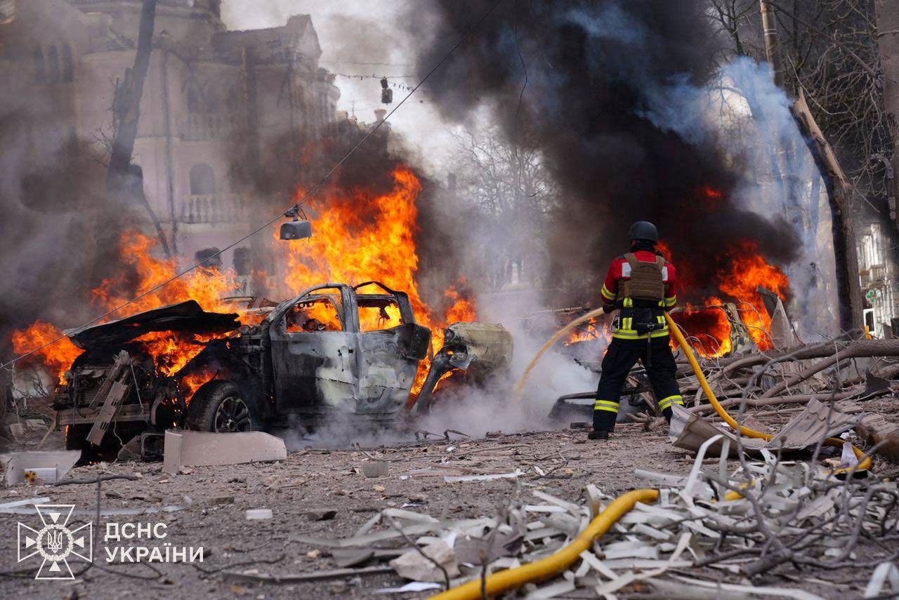ukraine_fire_d.jpg